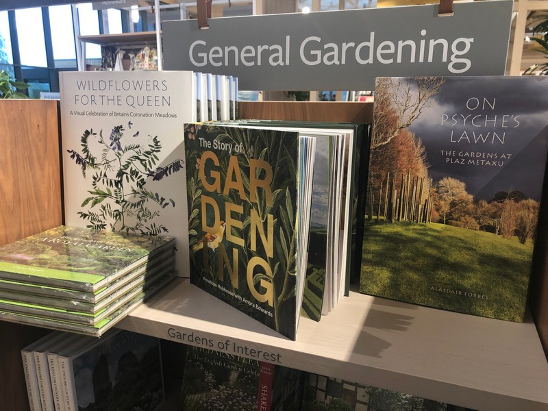 Book Reviews and Authoratative Websites